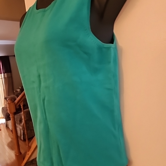 Lilly Pulitzer Top - Picture 11 of 12